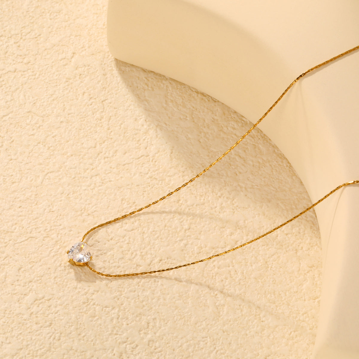 Collar Corazón Blanco
