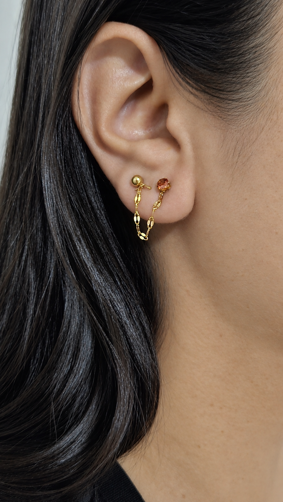 Aretes Doble Perforación Perla Roja