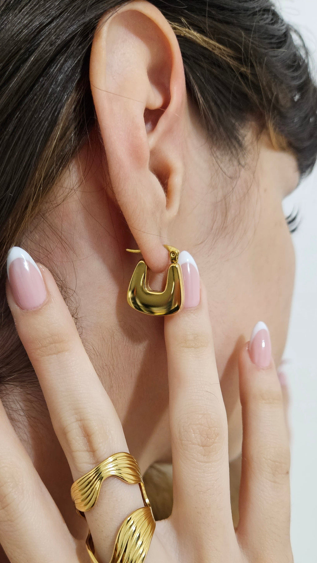 Anillo se vende por separado